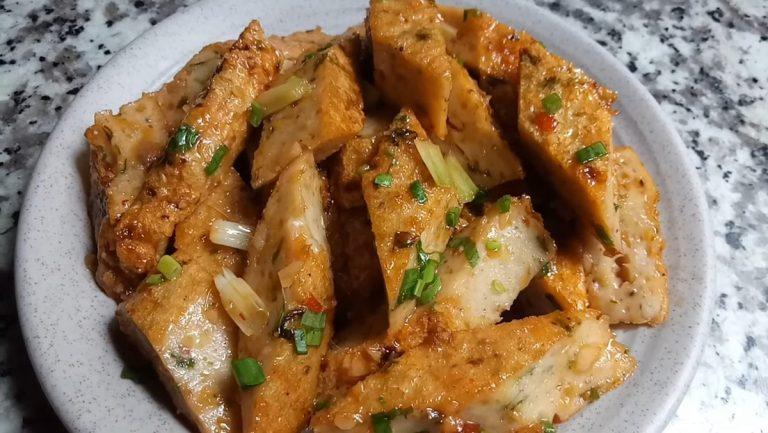 Chả cá chiên chấm mắm
